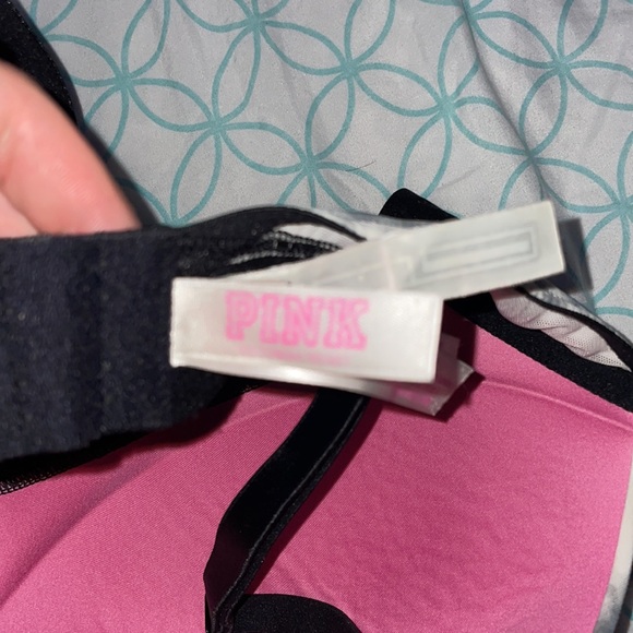 PINK bra - Picture 4 of 4